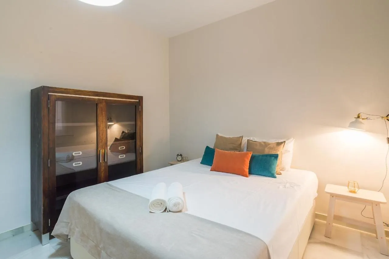 Urbe10 San Juan De Letran 2 Bedrooms Apartment Malaga Spain